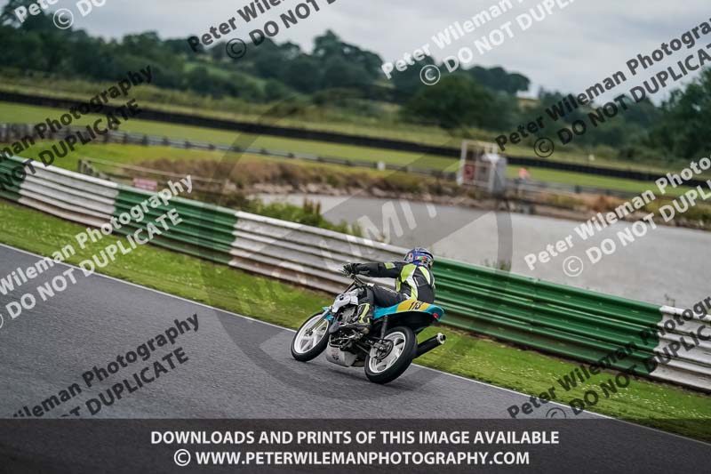 enduro digital images;event digital images;eventdigitalimages;mallory park;mallory park photographs;mallory park trackday;mallory park trackday photographs;no limits trackdays;peter wileman photography;racing digital images;trackday digital images;trackday photos